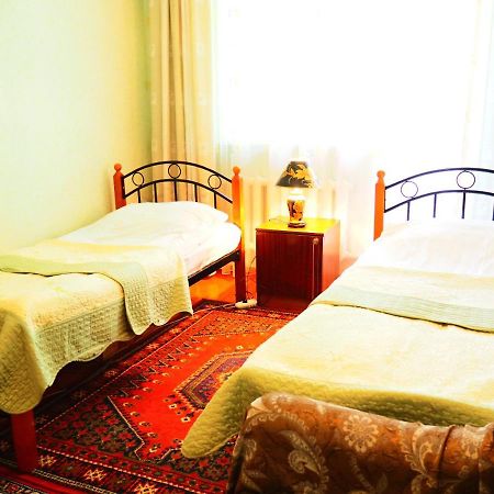 Baktygul Guesthouse Naryn Екстер'єр фото